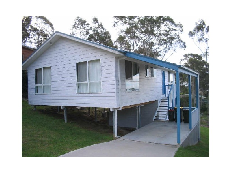 6 Dell Pde, Moruya NSW 2537