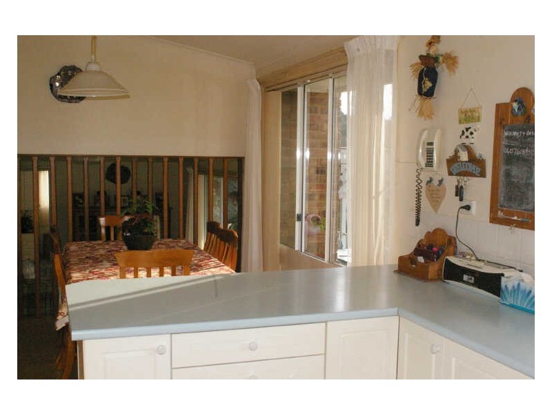 42 Dell Parade, Moruya Heads NSW 2537