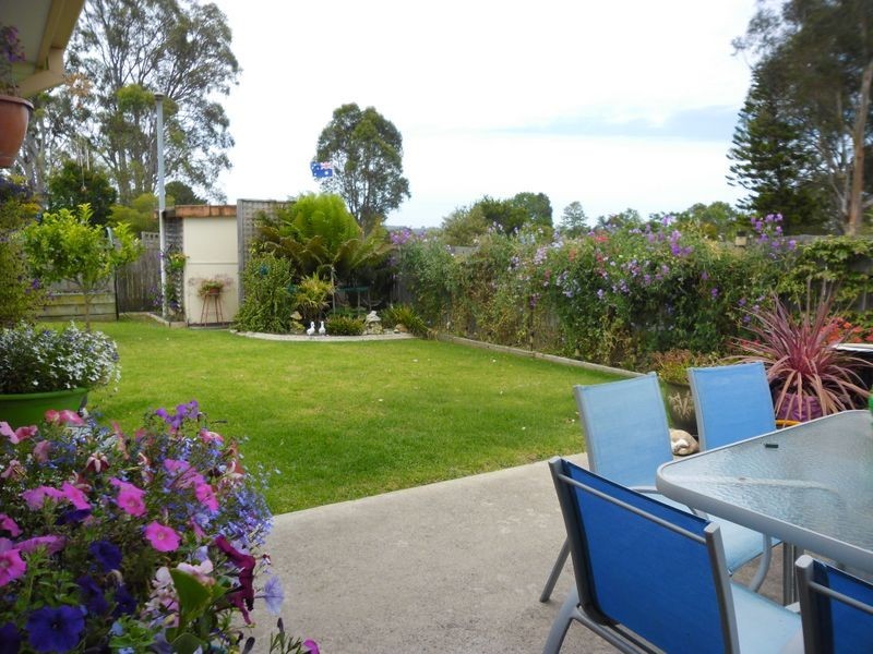 6 Campbell Street, Moruya NSW 2537