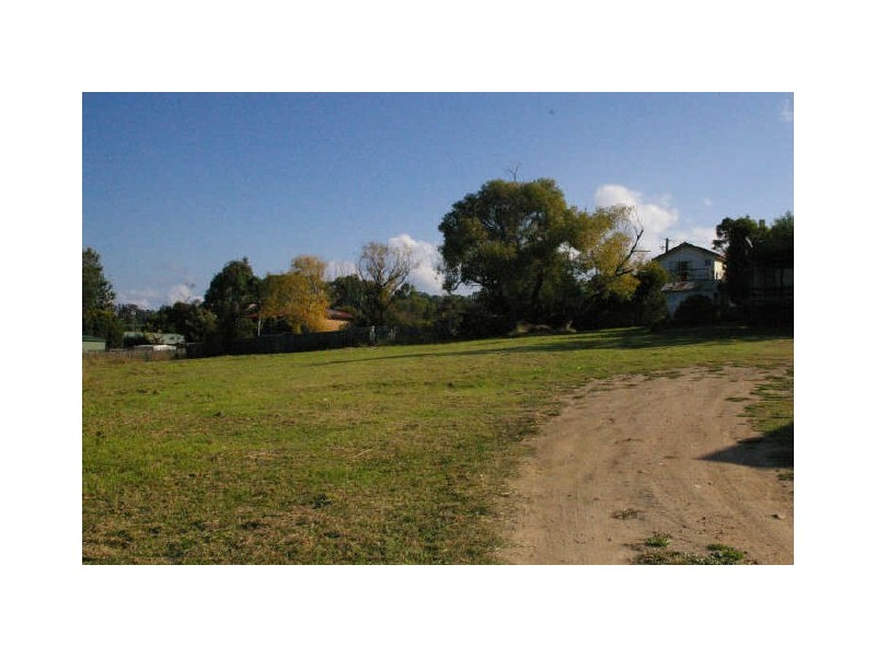 17 Otton Street, Moruya NSW 2537