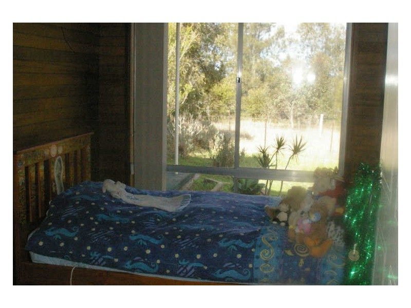 6 Noads Place, Moruya NSW 2537