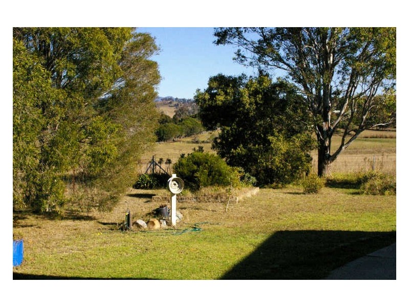 6 Noads Place, Moruya NSW 2537