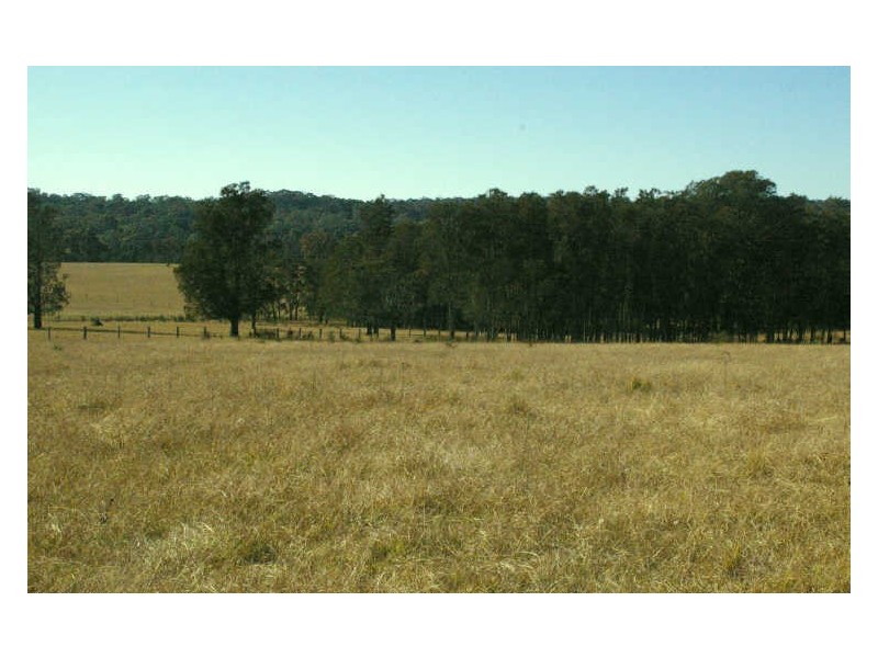 6 Noads Place, Moruya NSW 2537