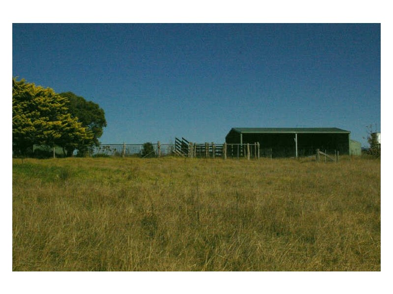 6 Noads Place, Moruya NSW 2537