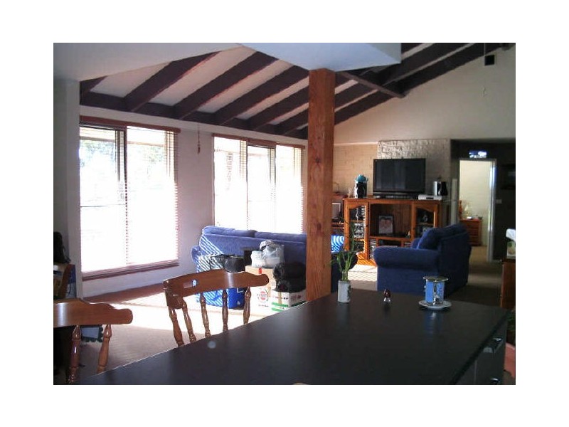 8 Headland Grove, Moruya Heads NSW 2537