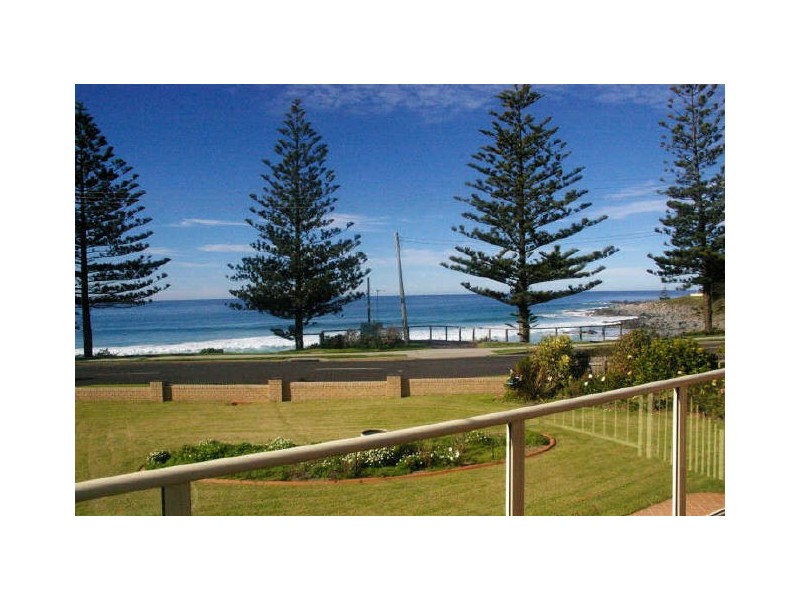 35 Tuross Boulevarde, Tuross Head NSW 2537