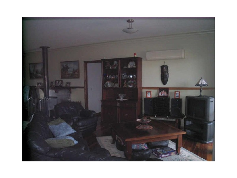 22 Emmott Street, Moruya NSW 2537