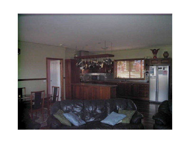 22 Emmott Street, Moruya NSW 2537