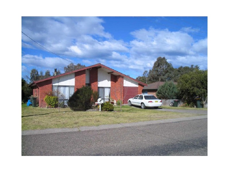 24 Haslingden Street, Moruya NSW 2537