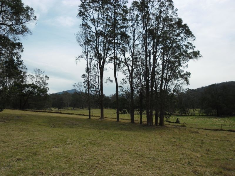 552 Larrys Mountain Road, Moruya NSW 2537
