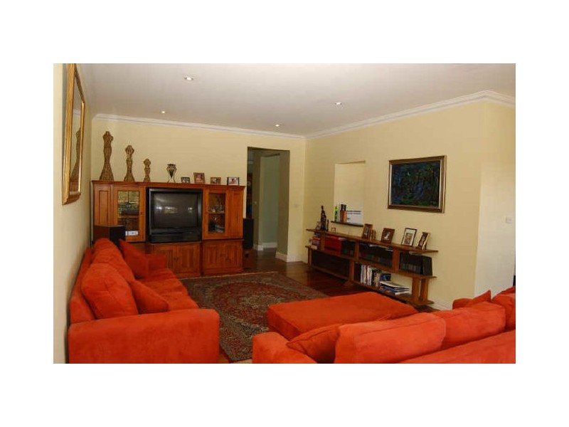 11 Water Crescent, Narooma NSW 2546