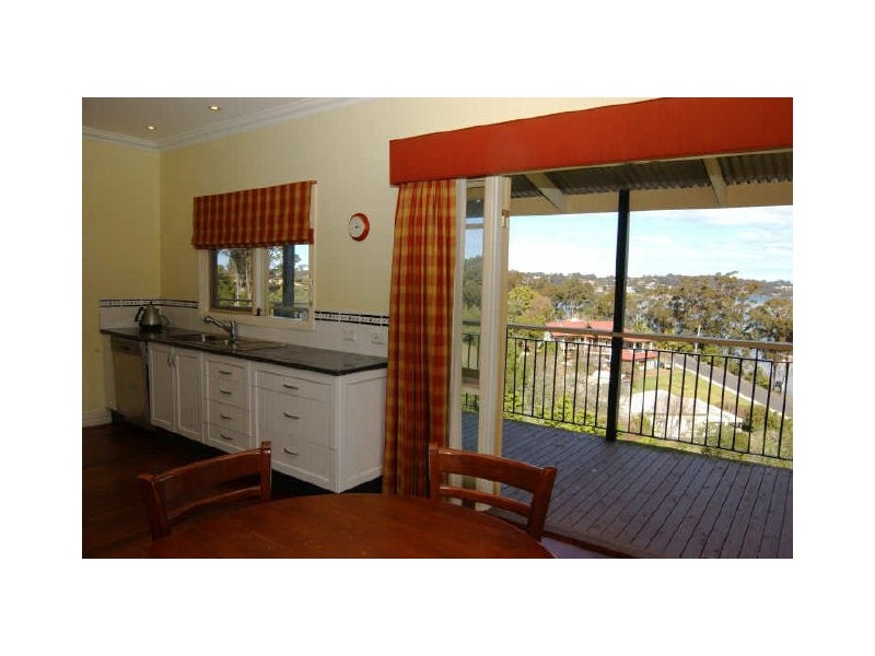 11 Water Crescent, Narooma NSW 2546