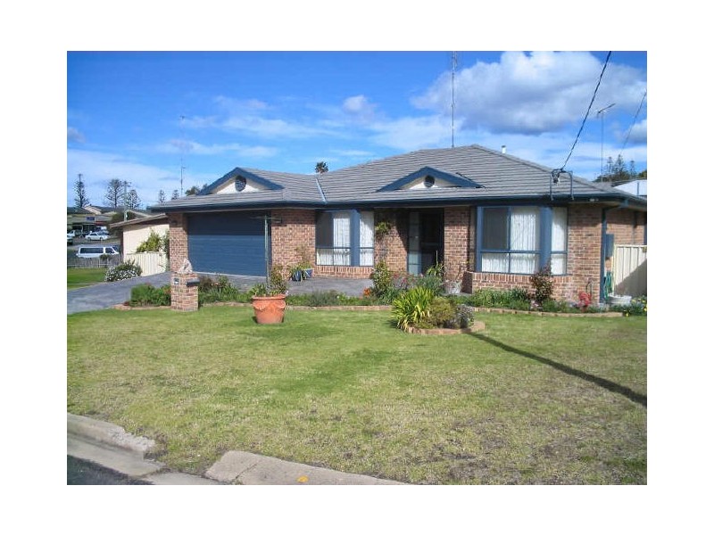 25 Evans Road, Tuross Head NSW 2537