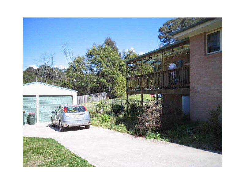 38 Renee Crescent, Moruya Heads NSW 2537