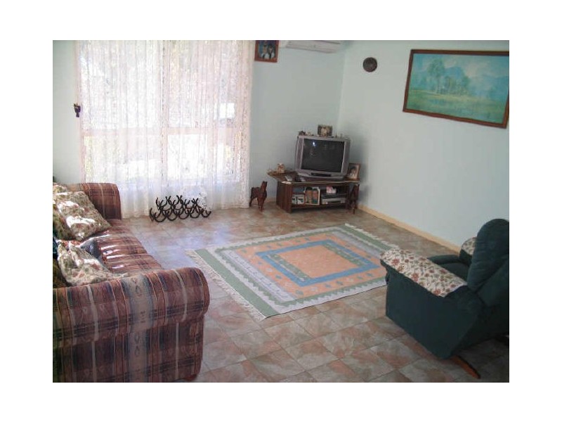 38 Renee Crescent, Moruya Heads NSW 2537