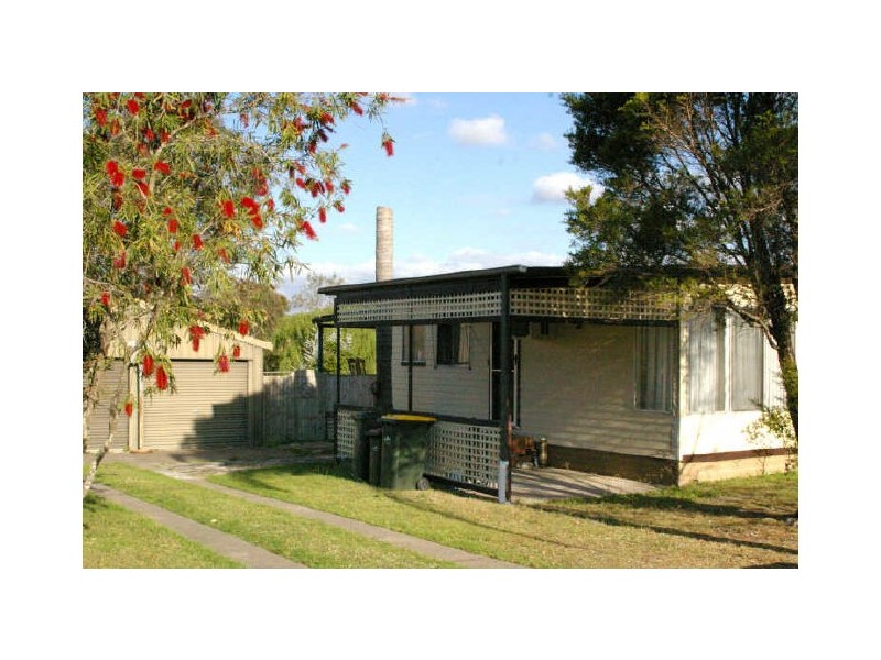 60 Thomas Street, Moruya NSW 2537