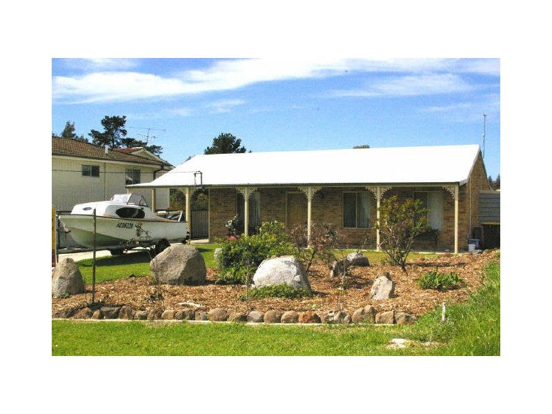 5 Wave Street, Tuross Head NSW 2537