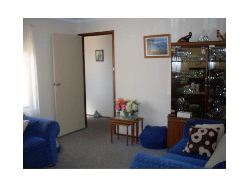 19 Shore Street, Moruya NSW 2537