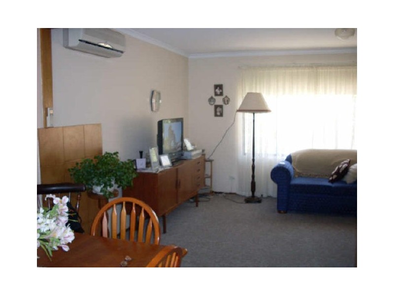 19 Shore Street, Moruya NSW 2537