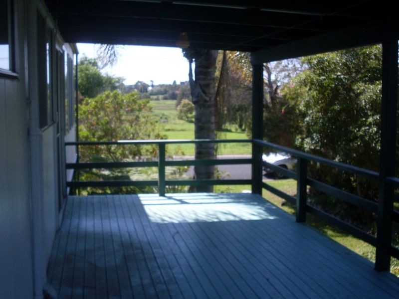 17 Thomas Street, Moruya NSW 2537