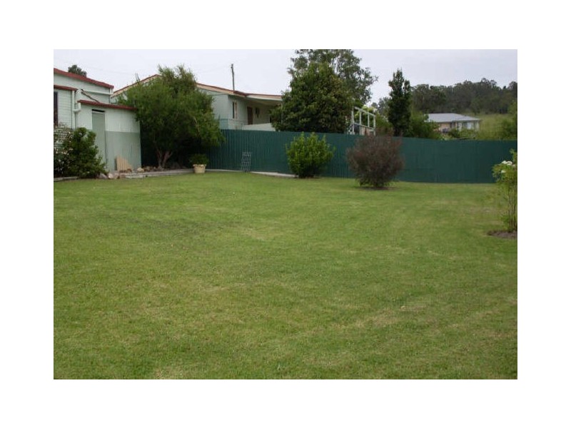 84 Spencer Street, Moruya NSW 2537