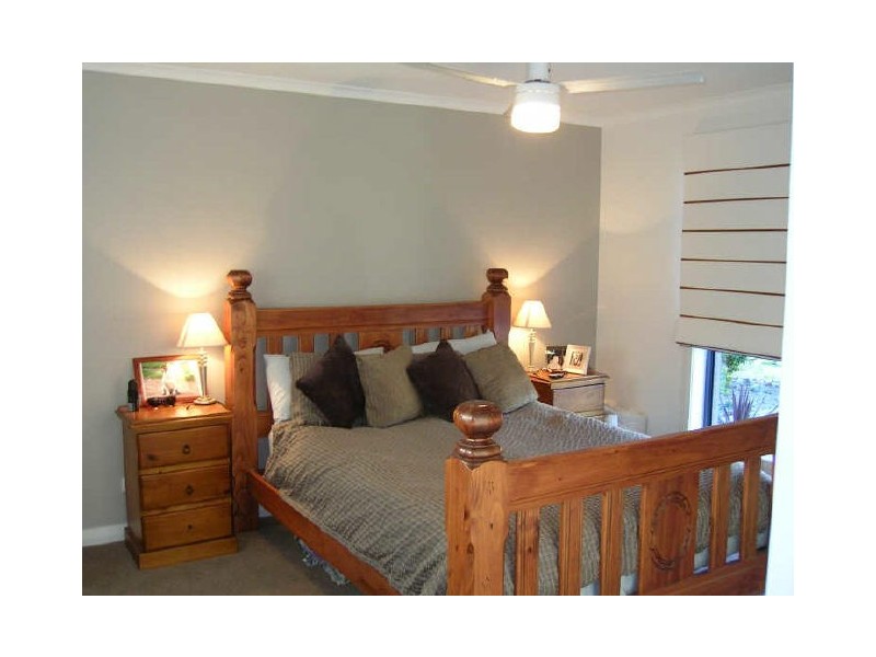 15 Heffernan Place, Moruya NSW 2537