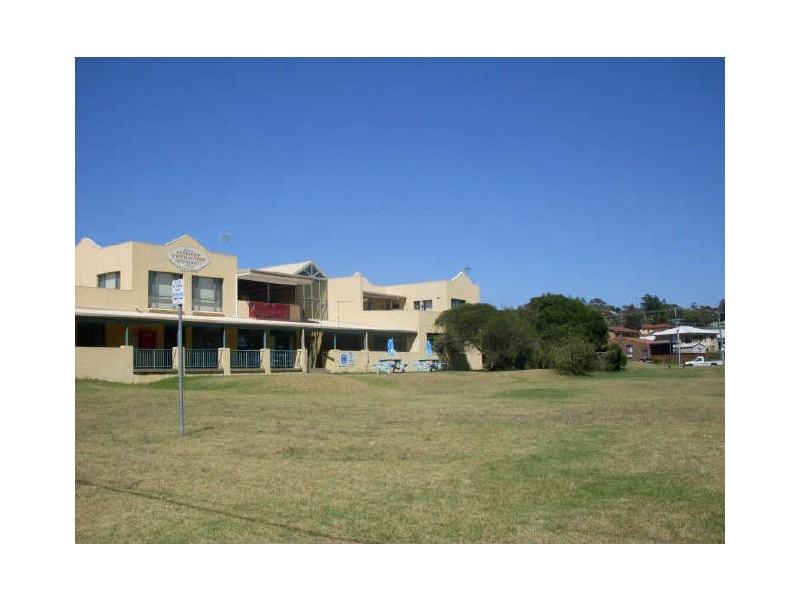 Shop 4/104 Tuross Boulevarde- Surf & Turf, Tuross Head NSW 2537