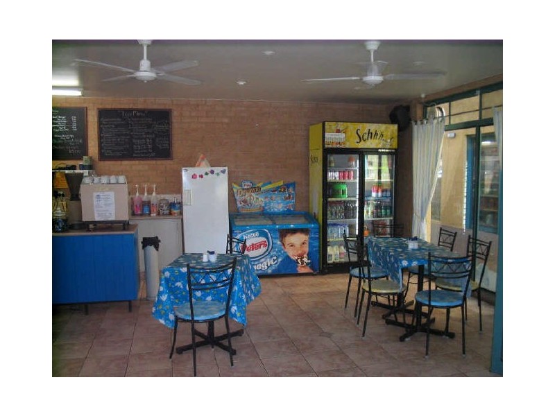 Shop 4/104 Tuross Boulevarde- Surf & Turf, Tuross Head NSW 2537