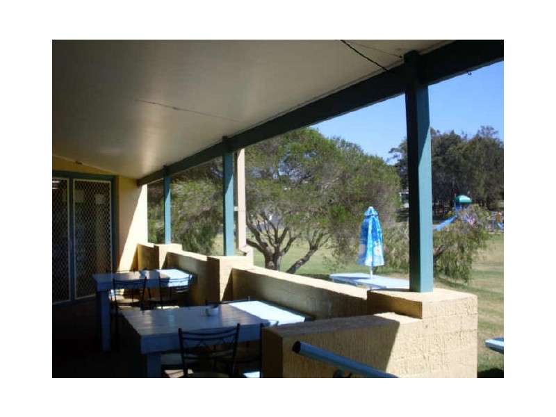 Shop 4/104 Tuross Boulevarde- Surf & Turf, Tuross Head NSW 2537