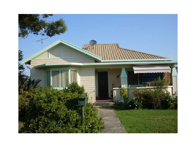47 Shore Street, Moruya NSW 2537