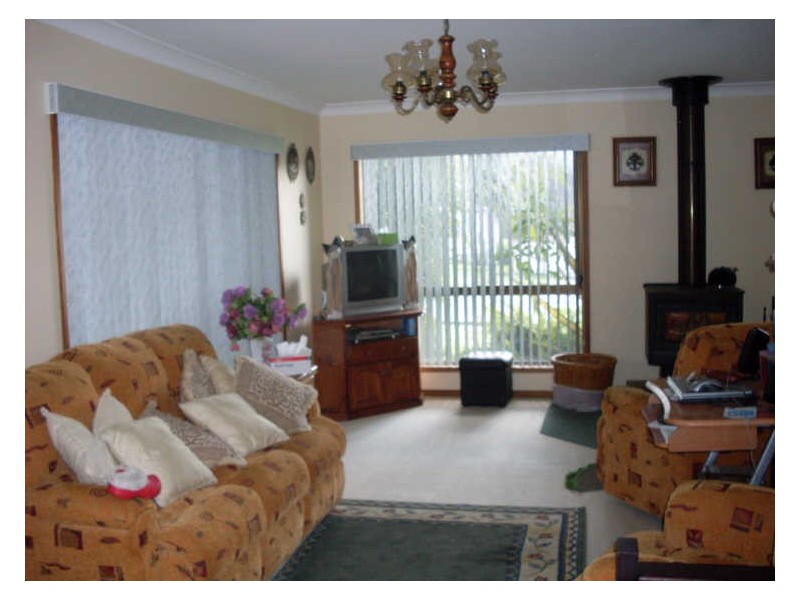 25 Bergalia Street, Moruya NSW 2537