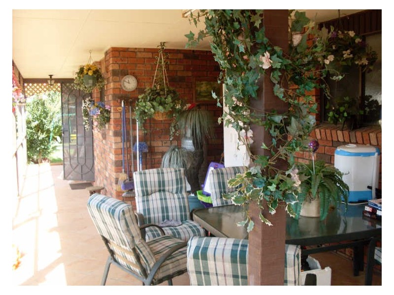 25 Bergalia Street, Moruya NSW 2537