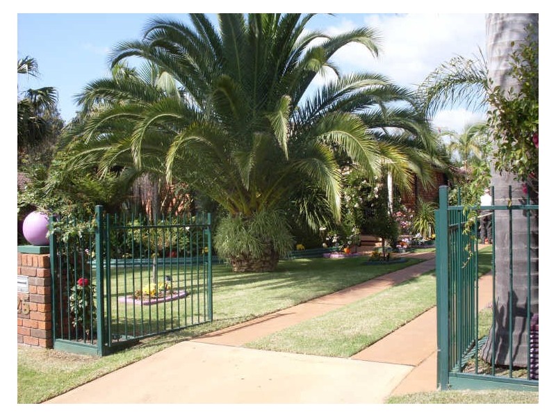 25 Bergalia Street, Moruya NSW 2537