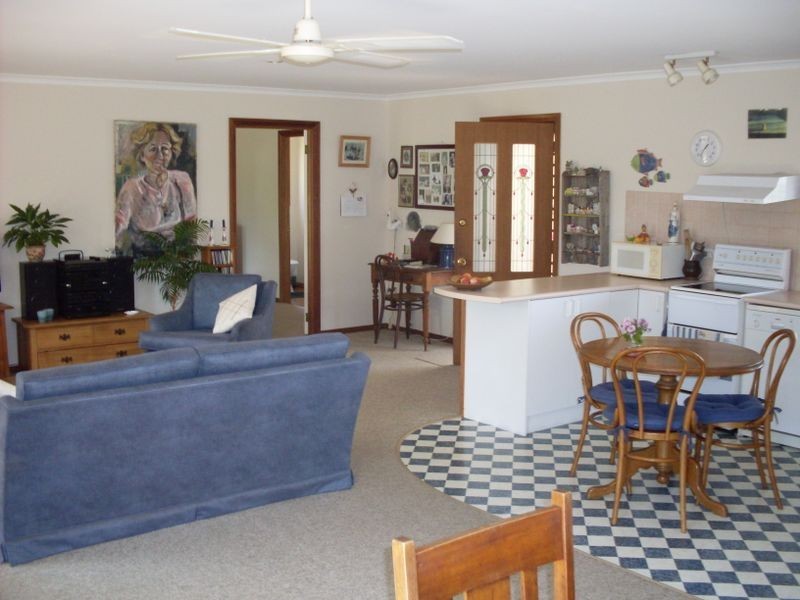 11A Gumleaf Drive, Congo NSW 2537