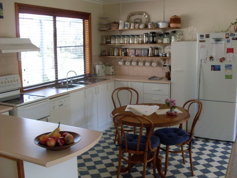 11A Gumleaf Drive, Congo NSW 2537