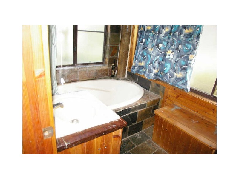 652 Congo Road, Congo NSW 2537