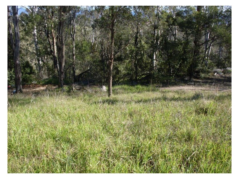 17 Halyard Drive, Moruya Heads NSW 2537