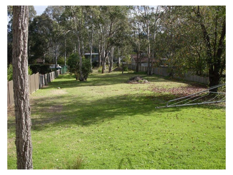 25 Francis Street, Moruya NSW 2537