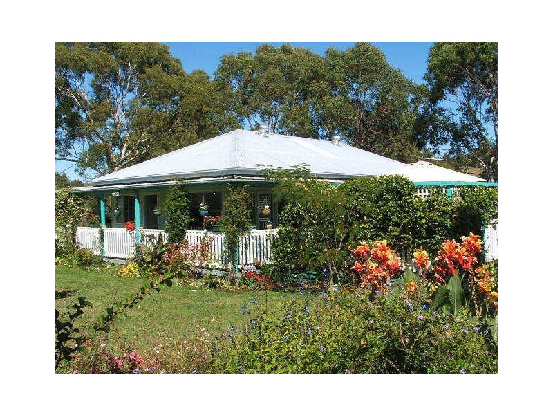6 Dwyers Creek Rd, Moruya NSW 2537