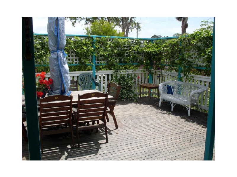 6 Dwyers Creek Rd, Moruya NSW 2537