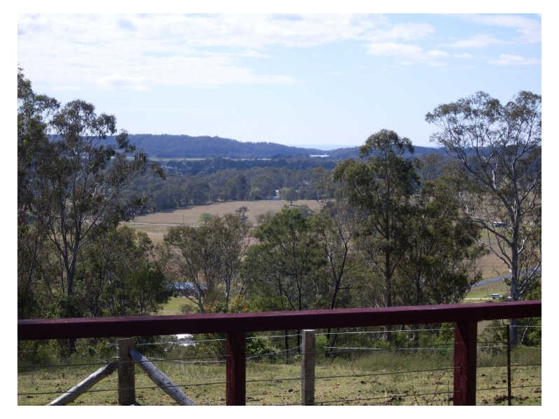 54 Yaccaba Drive, Moruya NSW 2537