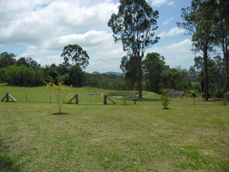 54 Yaccaba Drive, Moruya NSW 2537