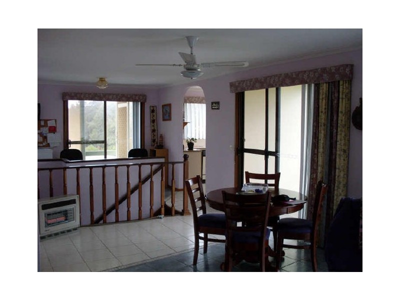 18 Dampier Street, Congo NSW 2537