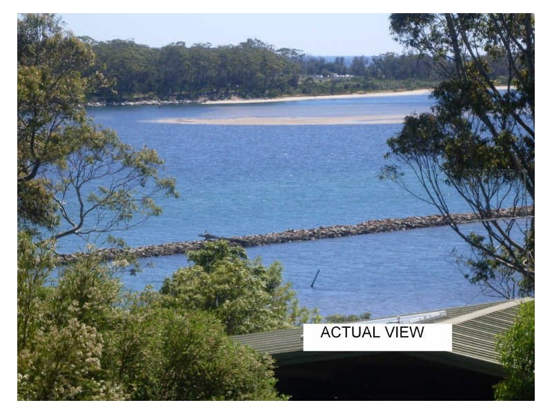 11 Millers Crescent, Moruya Heads NSW 2537