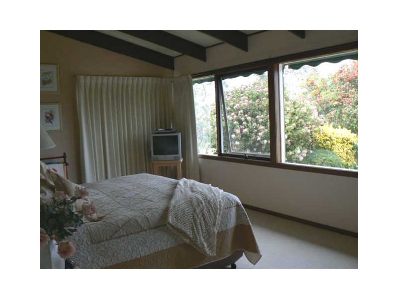 10 Bass Ridge, Tuross Head NSW 2537