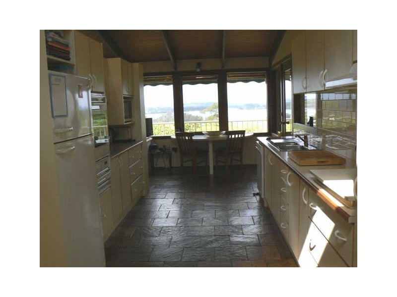 10 Bass Ridge, Tuross Head NSW 2537