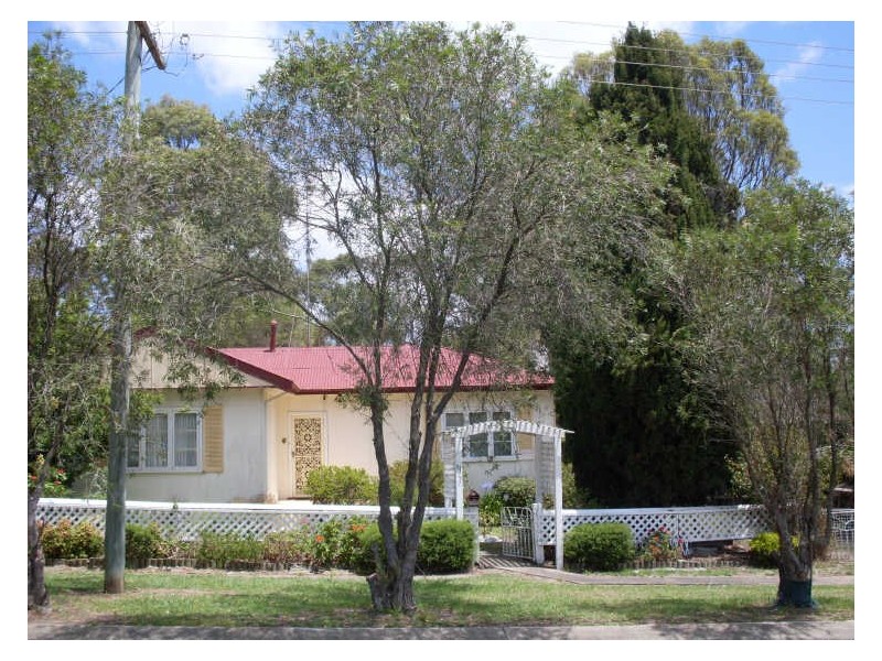 11 John Street, Moruya NSW 2537