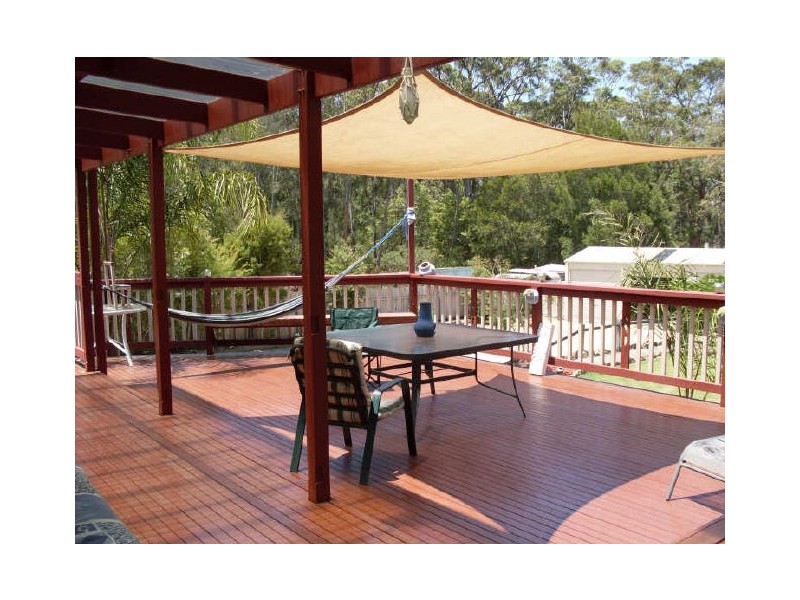 18 Renee Crescent, Moruya Heads NSW 2537