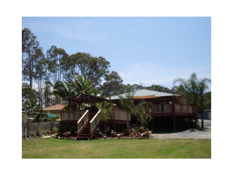 18 Renee Crescent, Moruya Heads NSW 2537
