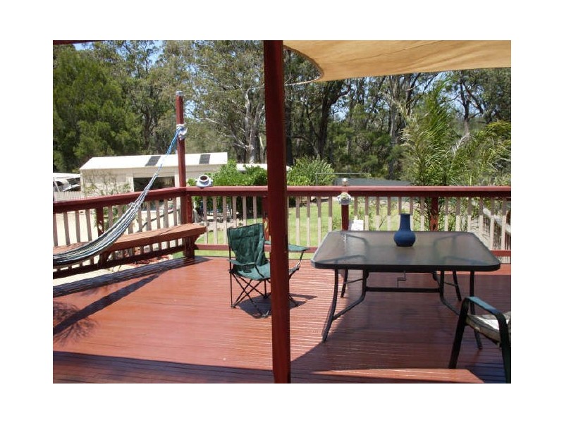 18 Renee Crescent, Moruya Heads NSW 2537